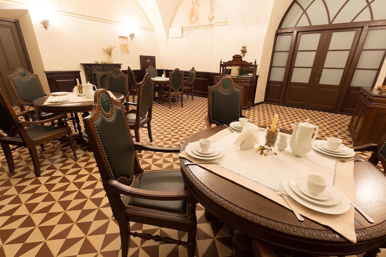 Palace Hotel Nyasvizh Extérieur photo