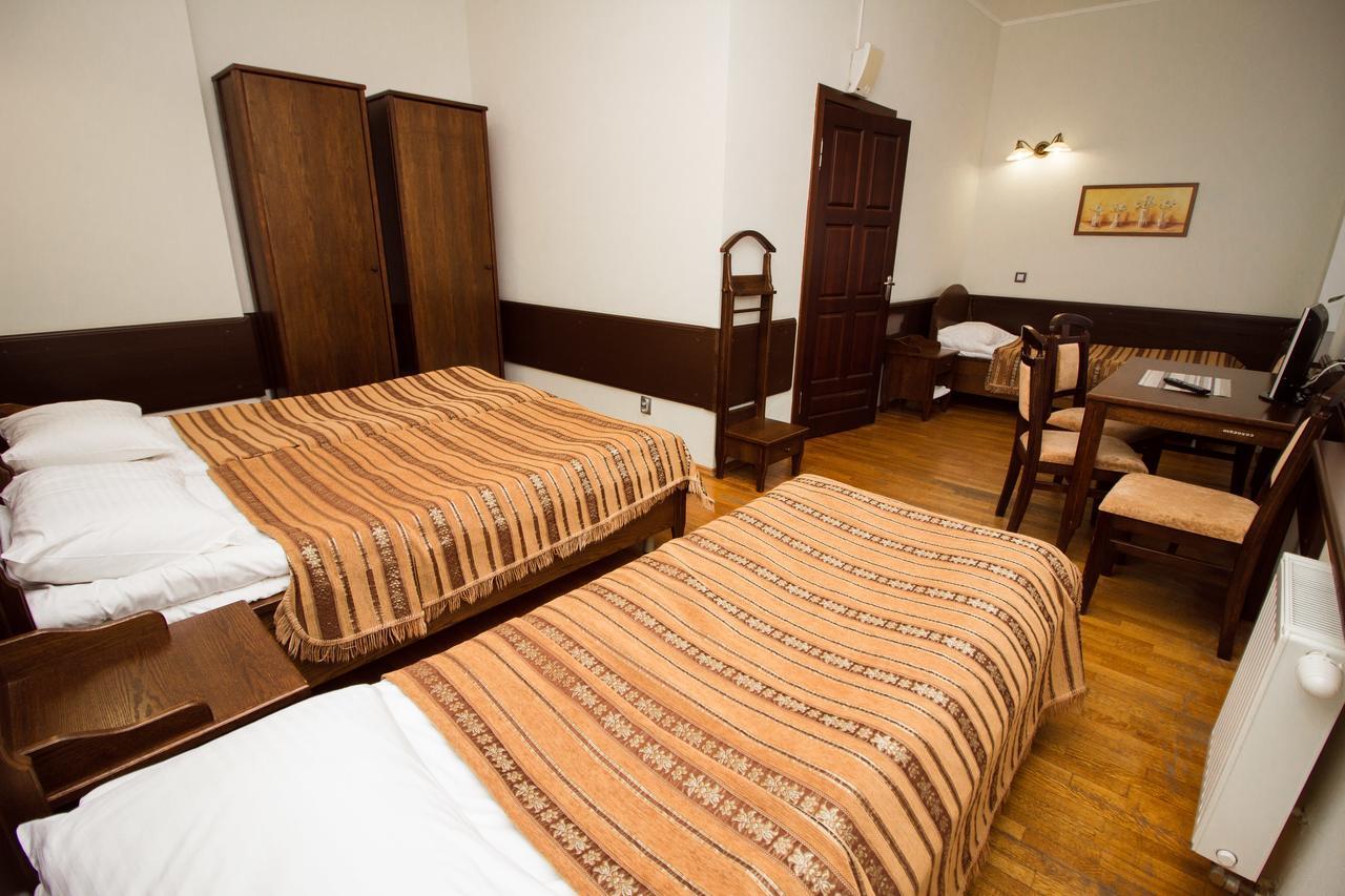 Palace Hotel Nyasvizh Extérieur photo